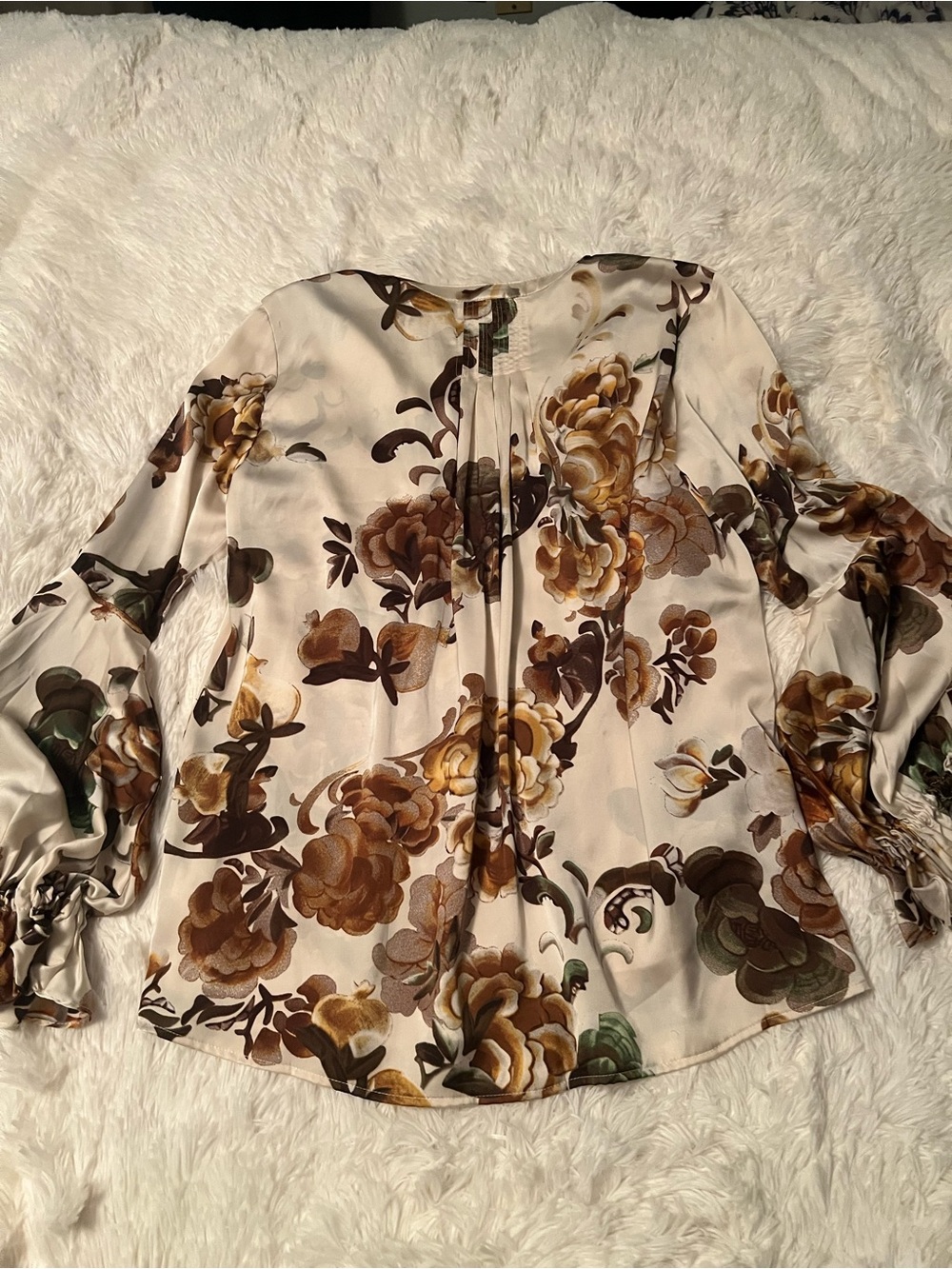 Floral Satin Button-Front Blouse in Cream with Brown Rose Print